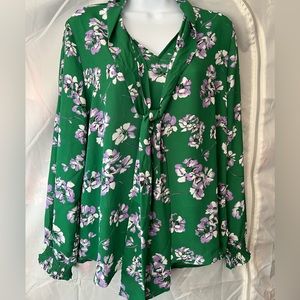 NWT PLEIONE BLOUSE